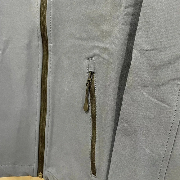 Vail Colorado Women’s Size L Large Soft Shell Blue Jacket NWT Devon & Jones - Picture 3 of 6